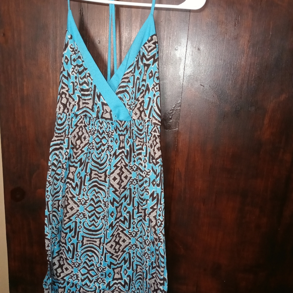 Dress - Picture 2 of 3